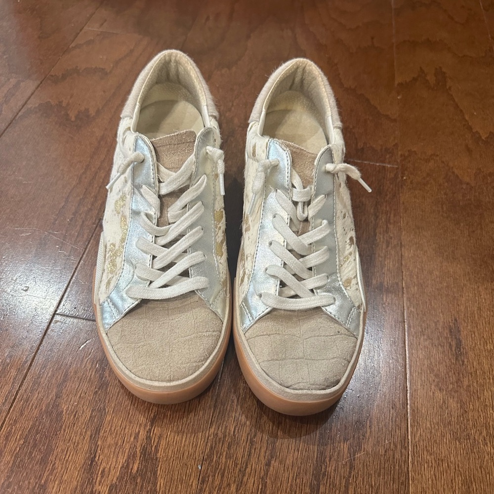Dolce vita zina sneakers metallic calf hair